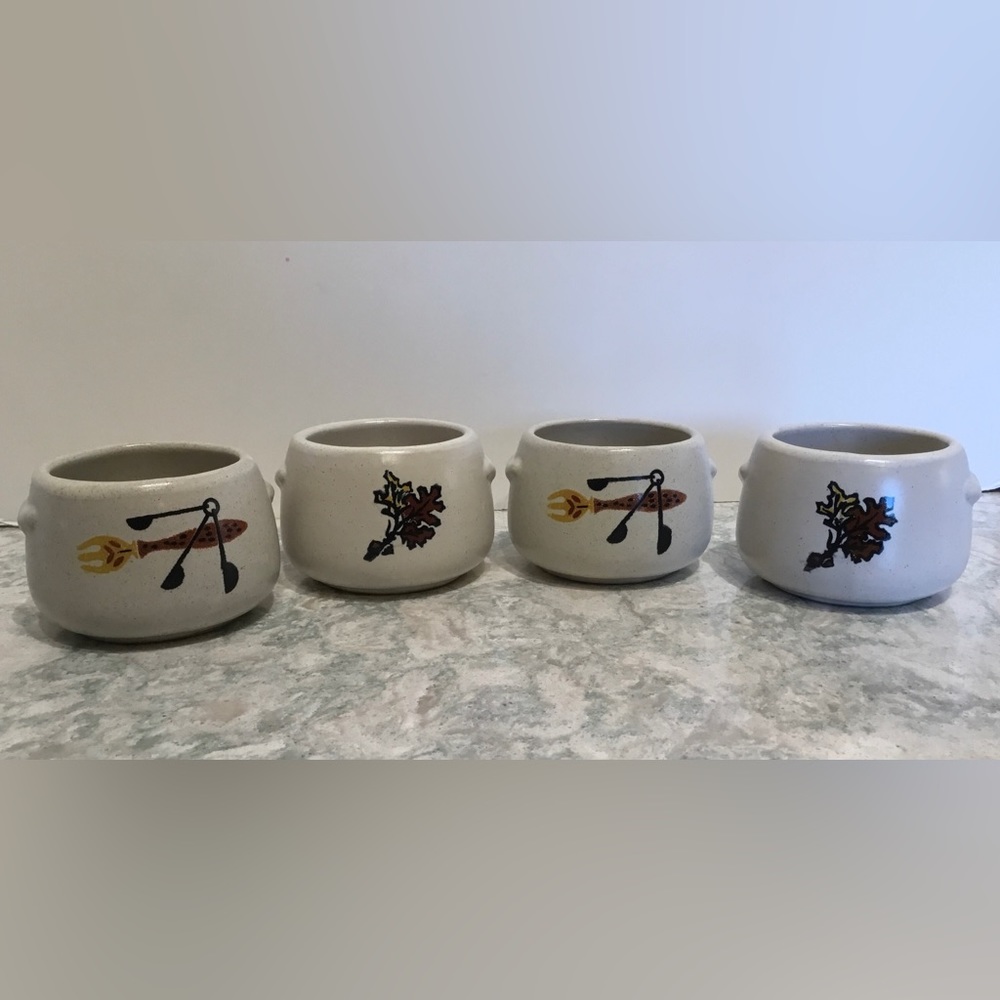 Vintage MCM West Bend USA Mini Bean Pot Stoneware Serving Crocks Bowls Set Of 4